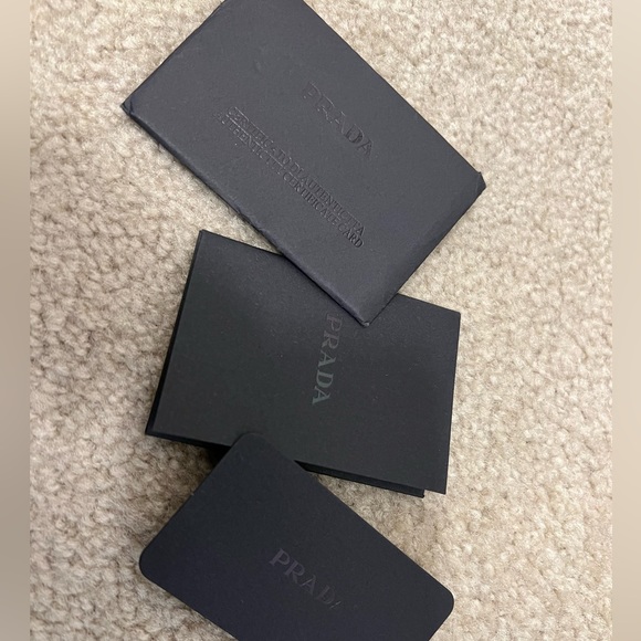 Authentic Prada shoulder bag - Picture 14 of 14